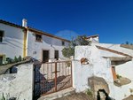 4 bedrooms House in Santo Antonio das Areias, Portugal No. 182285 - Image 17