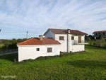 3 bedrooms House in Lamego, Portugal No. 185557 - Image 2