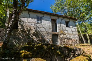 2 bedrooms House in Cinfaes, Portugal No. 186235