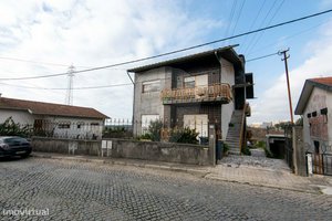 3 bedrooms House in Castelo da Maia, Portugal No. 188063