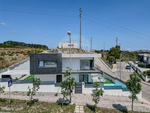 3 bedrooms House in Sintra, Portugal No. 188637