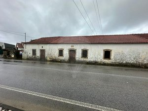 3 bedrooms House in Porto de Mos, Portugal No. 189361