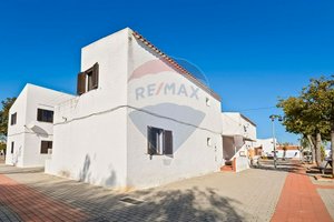 3 bedrooms House in Santa Luzia, Portugal No. 21919