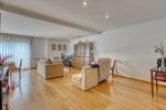 4 bedrooms Apartment in Porto, Portugal No. 40647 - Image 2