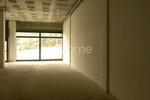 250m² Commercial property in Viseu, Portugal No. 84720 - Image 3