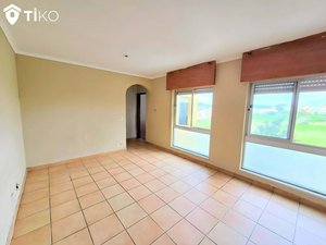 3 rooms Apartment in Loures, Portugal No. 86003