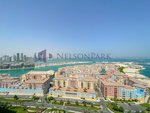 4 bedrooms Apartment in Doha, Qatar No. 477 - apartment in Qatar