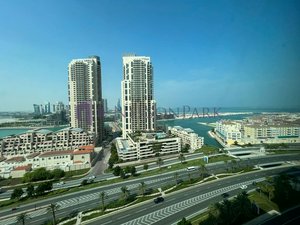 3 bedrooms Apartment in Doha, Qatar No. 713