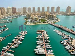 4 bedrooms Penthouse in Doha, Qatar No. 783