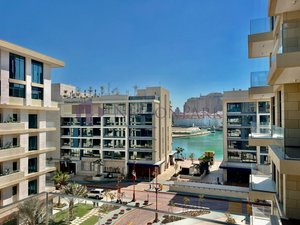 2 bedrooms Apartment in Doha, Qatar No. 808