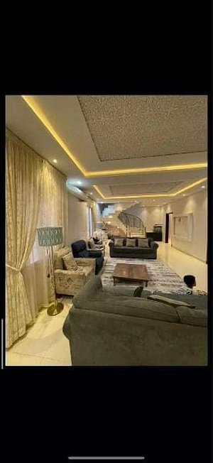 5 bedrooms Villa in Riyadh, Saudi Arabia No. 1002