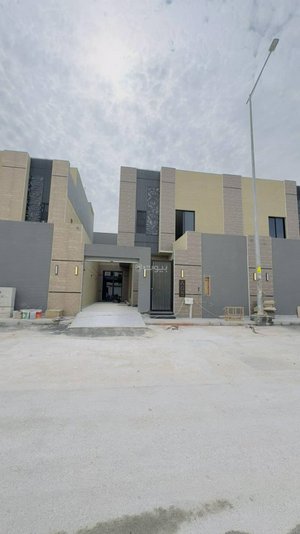 4 bedrooms Villa in Riyadh, Saudi Arabia No. 451