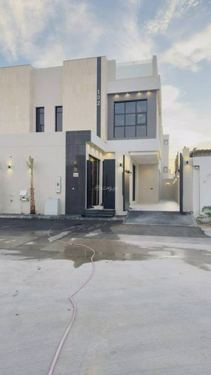 4 bedrooms Villa in Riyadh, Saudi Arabia No. 452