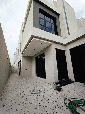 4 bedrooms Villa in Riyadh, Saudi Arabia No. 453