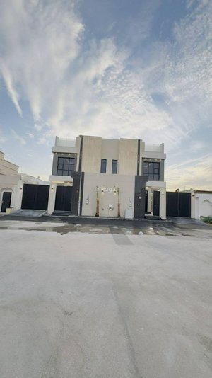 4 bedrooms Villa in Riyadh, Saudi Arabia No. 458