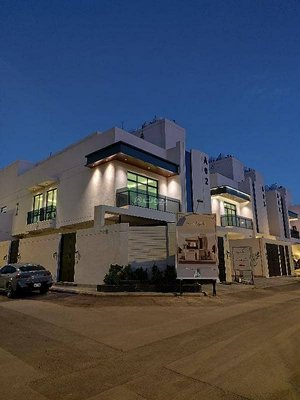 5 bedrooms Apartment in Riyadh, Saudi Arabia No. 577