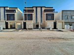 6 bedrooms Apartment in Riyadh, Saudi Arabia No. 581 - apartment in Saudi Arabia