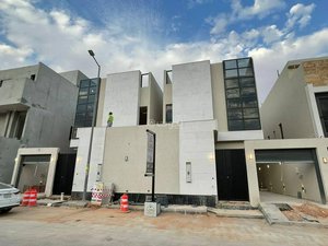 5 bedrooms Villa in Riyadh, Saudi Arabia No. 592
