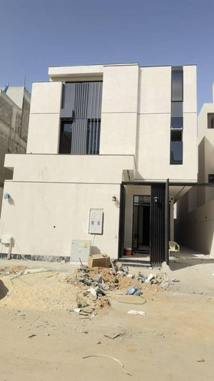 4 bedrooms Villa in Riyadh, Saudi Arabia No. 638