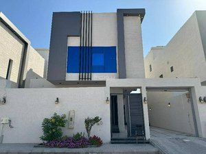 6 bedrooms Villa in Khobar, Saudi Arabia No. 675