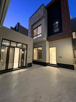 5 bedrooms Villa in Riyadh, Saudi Arabia No. 680 - villa in Saudi Arabia