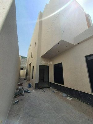 4 bedrooms Villa in Riyadh, Saudi Arabia No. 720