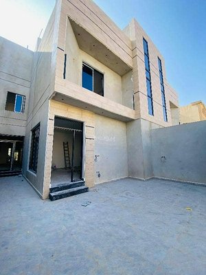 5 bedrooms Villa in Riyadh, Saudi Arabia No. 773