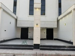 6 bedrooms Apartment in Riyadh, Saudi Arabia No. 889