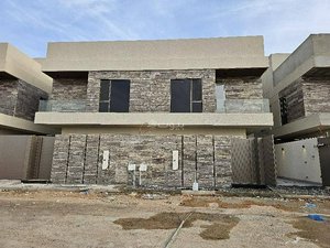 5 bedrooms Villa in Riyadh, Saudi Arabia No. 904