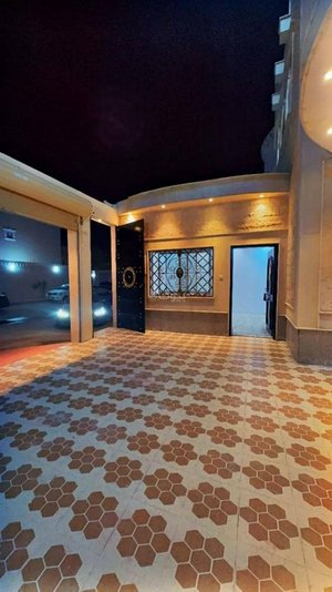 7 bedrooms Villa in Riyadh, Saudi Arabia No. 937
