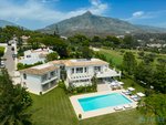 6 bedrooms Villa in Marbella, Spain No. 10107 - Image 6