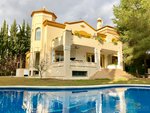 5 bedrooms Villa in Estepona, Spain No. 10110 - Image 10