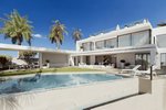 6 bedrooms Villa in Marbella, Spain No. 10128 - Image 9