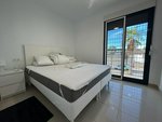 4 bedrooms House in Alicante, Spain No. 10153 - Image 8