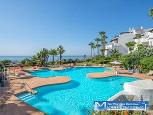 4 bedrooms Apartment in Marbella, Spain No. 102210