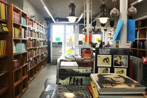 170m² Commercial property in Badalona, Spain No. 102632