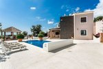 6 bedrooms Villa in Estepona, Spain No. 102641 - Image 3