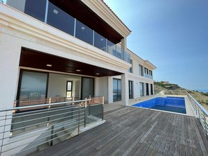 5 bedrooms Villa in Benidorm, Spain No. 10292