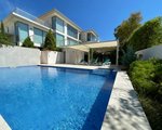 5 bedrooms Villa in Calpe, Spain No. 10301 - villa in Spain