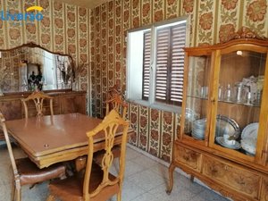 4 bedrooms Apartment in Burgos, Spain No. 104803
