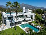 6 bedrooms Villa in Marbella, Spain No. 106223 - Image 31