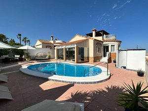 4 bedrooms Villa in San Miguel de Salinas, Spain No. 10694