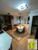4 bedrooms Apartment in Andujar, Spain No. 107455 - Image 4