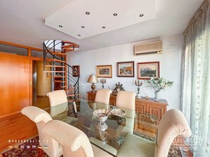 4 bedrooms Apartment in Barcelona, Spain No. 10746