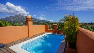 3 bedrooms Penthouse in Marbella, Spain No. 107539