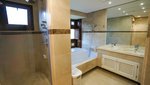 3 bedrooms Penthouse in Marbella, Spain No. 107539 - Image 8