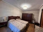4 bedrooms Apartment in Salamanca, Spain No. 107897 - Image 11