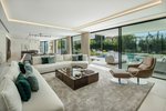 6 bedrooms Villa in Marbella, Spain No. 109073 - Image 2