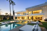 6 bedrooms Villa in Marbella, Spain No. 109073 - Image 12