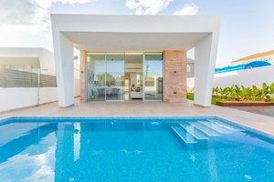 3 bedrooms Villa in Torrevieja, Spain No. 10922